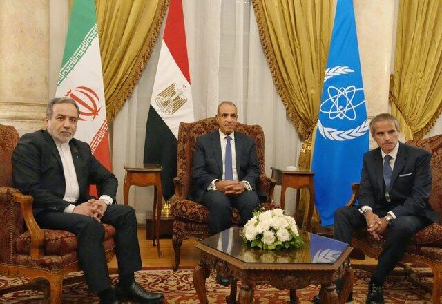ایران و اروپا وارد یک بازی برد-باخت شده‌اند / غرب به شروط ایران تن نخواهد داد / سیاست تهران در جلوگیری نکردن از بازگشت قطعنامه‌ها خلاف منافع ملی است