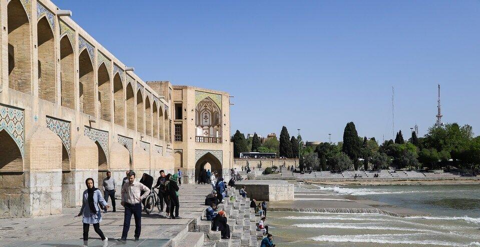 ببینید | استاندار اصفهان: قرار نیست ما دغدغه رئیس جمهور و وزرا و دولت را رفع کنیم!