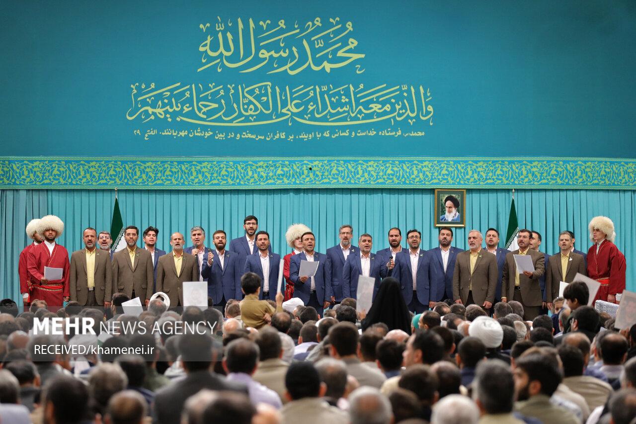 مراسم گرامیداشت عید میلاد پیامبر اکرم و امام صادق در حسینیه امام خمینی