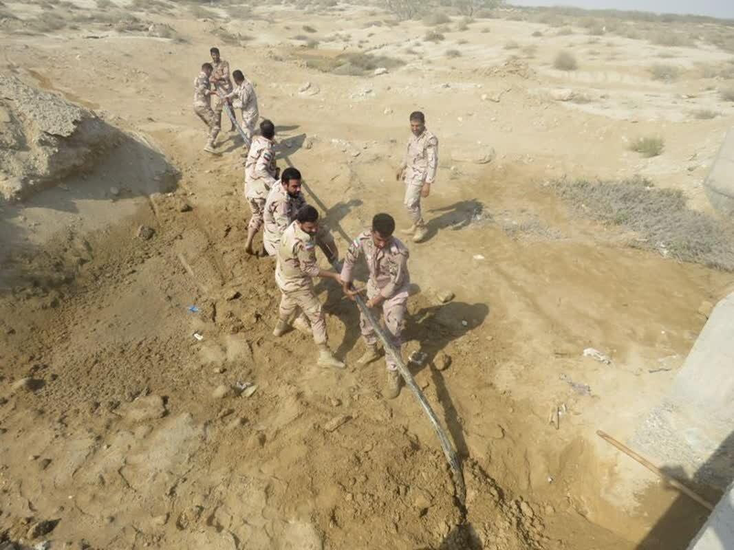 انهدام خط لوله انتقال سوخت قاچاق در سواحل میناب