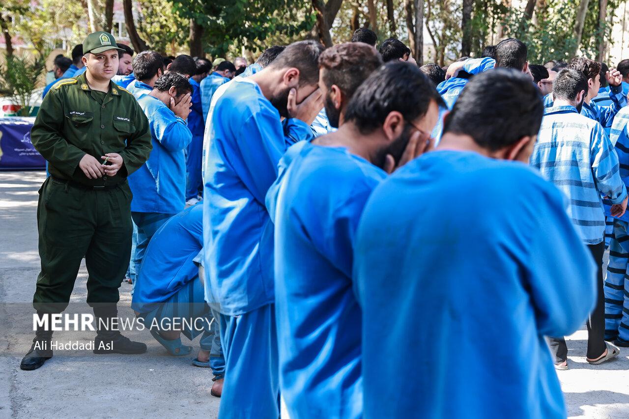 دستگیری سرشبکه باند سارقان مسلح طلاجات منزل در فرودگاه اهواز