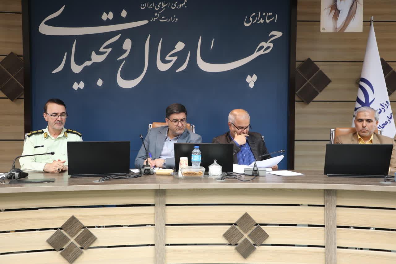 استاندار چهارمحال و بختیاری: ایمنی راه‌ها و حفظ جان مسافران از اولویت‌های مهم استان است